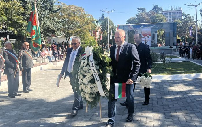 Кюстендил тържествено отбеляза 116 години Независима България Кюстендил тържествено отбеляза 116 години Независима България
