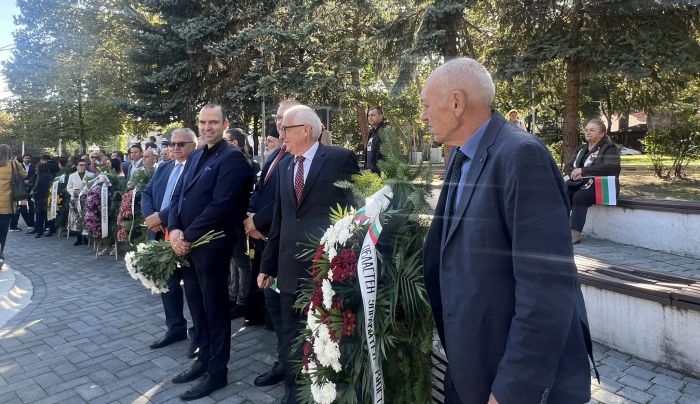 Кюстендил тържествено отбеляза 116 години Независима България Кюстендил тържествено отбеляза 116 години Независима България
