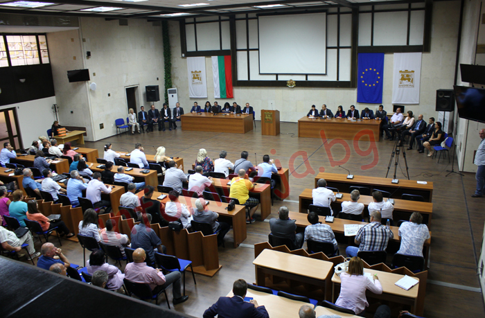 ГЕРБ в Пиринско ще се бори за 7 мандата, Цветанов влиза в НС от Велико Търново ГЕРБ в Пиринско ще се бори за 7 мандата, Цветанов влиза в НС от Велико Търново