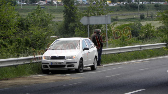 ПТП затруднява движението по Е-79 край Благоевград ПТП затруднява движението по Е-79 край Благоевград