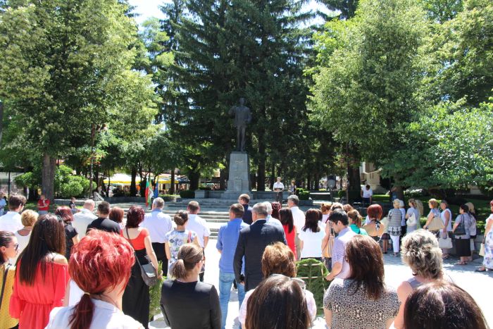 Отбелязаха 74-годишнината от разстрела на Никола Вапцаров в Банско Отбелязаха 74-годишнината от разстрела на Никола Вапцаров в Банско