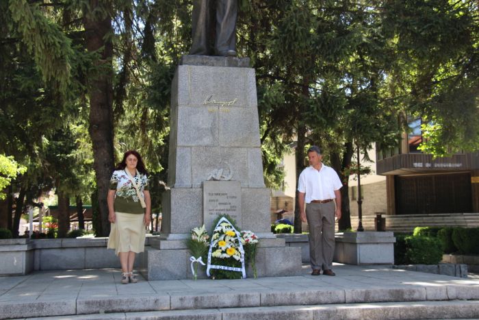Отбелязаха 74-годишнината от разстрела на Никола Вапцаров в Банско Отбелязаха 74-годишнината от разстрела на Никола Вапцаров в Банско