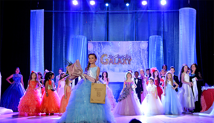 Наследничка на Левски стана лице на община Банско на конкурса „Little Miss & Mister Galaxy” 2017 Наследничка на Левски стана лице на община Банско на конкурса „Little Miss & Mister Galaxy” 2017