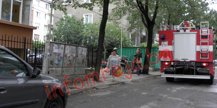 Изгоря ел. табло на жилищен блок в Благоевград Изгоря ел. табло на жилищен блок в Благоевград