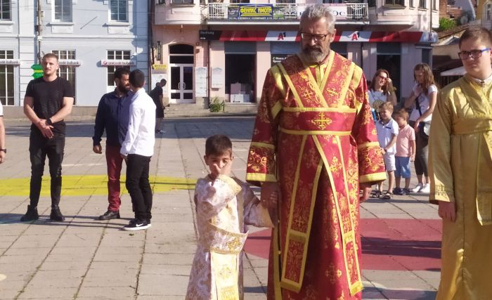 Посрещнаха икона и частица нетленни мощи на Свети Мина в Кюстендил /СНИМКИ/ Посрещнаха икона и частица нетленни мощи на Свети Мина в Кюстендил /СНИМКИ/