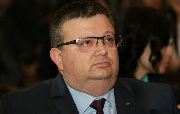 Сезират главния прокурор Сотоир Цацаров за корупционни практики в ДФ "Земеделие" в Благоевград