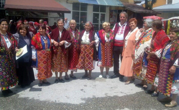 Самодейци от Баничан и Брезница с отлично представяне на 22-рия фолклорен фестивал в Костандово