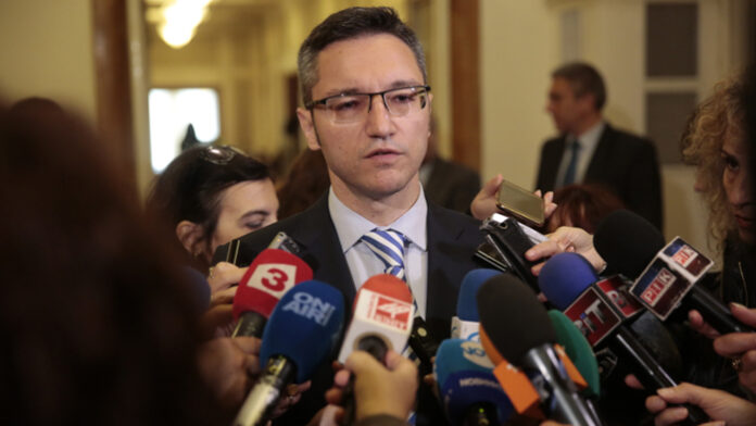 БСП недоволни от начина на номинация на Габриел