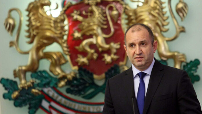 Румен Радев покани Путин да посети България