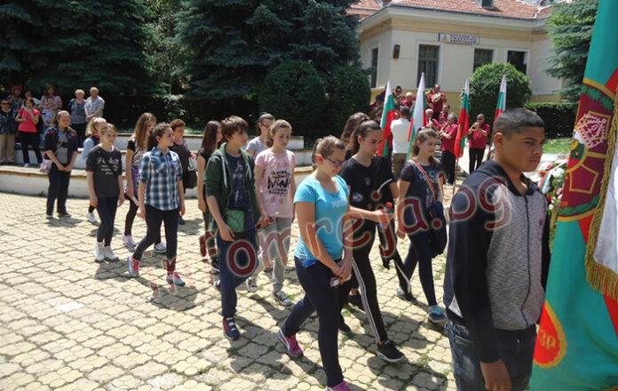 В Кюстендил почетоха 141-годишнината от смъртта на Ботев и загиналите за свободата и независимостта на България