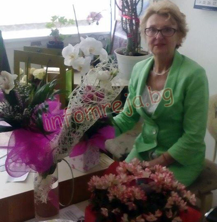 Бизнесдамата Здравка Чимева празнува рожден ден, приятели превърнаха офиса й в ботаническа градина
