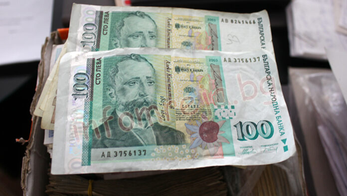 Само 30 % от българите получават над 1 000 лв., сочат данни на КНСБ