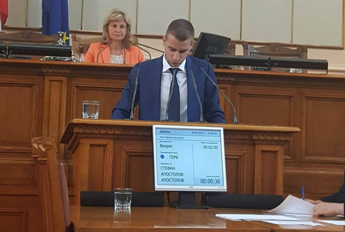 Здравният министър отговори на пиринските депутати от ГЕРБ за ин витро процедурите и модернизирането на спешните центрове