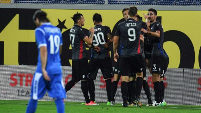 Левски се прости с Европа след нова загуба от Хайдук
