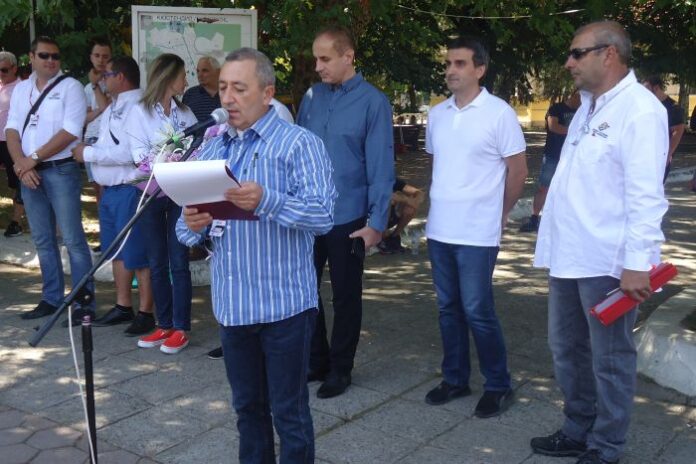 Откриха автомобилно състезание "Планинско Осогово" в Кюстендил, 39-пилоти застанаха на старта, сред тях и една дама