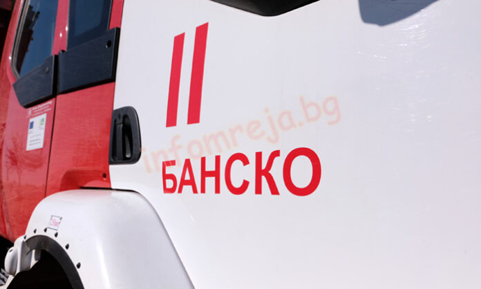 „Субару“ и „Тойота“ горяха в Огняново и Банско, гасиха пламнала къща в Мелник