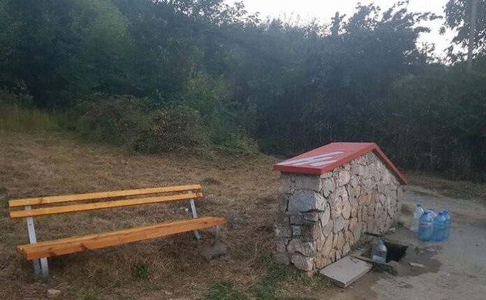 Крайпътна чешма в Грамаждано отваря пътя на селото