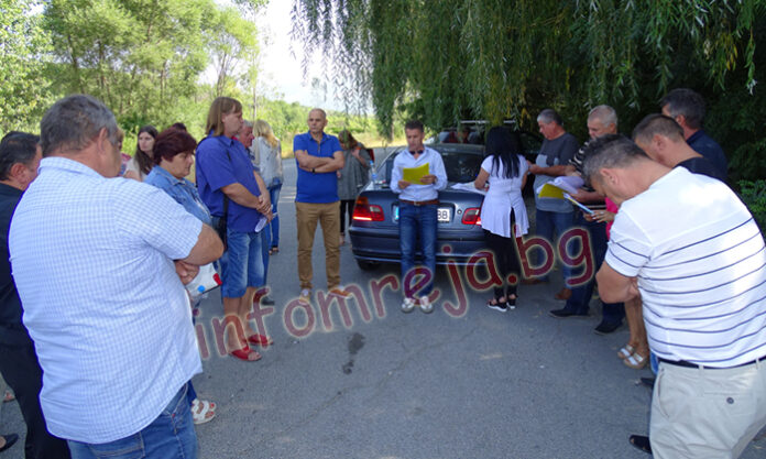 Съветниците в Кочериново с декларация: Ако до 5 септември още няма вода, блокират Е-79 и магистрала "Струма"