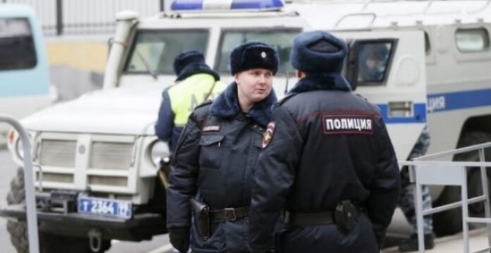 Мъж нахлу в офиса на радио „Ехото на Москва“ и рани водещата