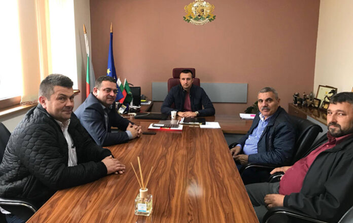 Депутатът Елхан Кълков и областният лидер на ДПС, Ведат Хюсеин, посетиха Белица