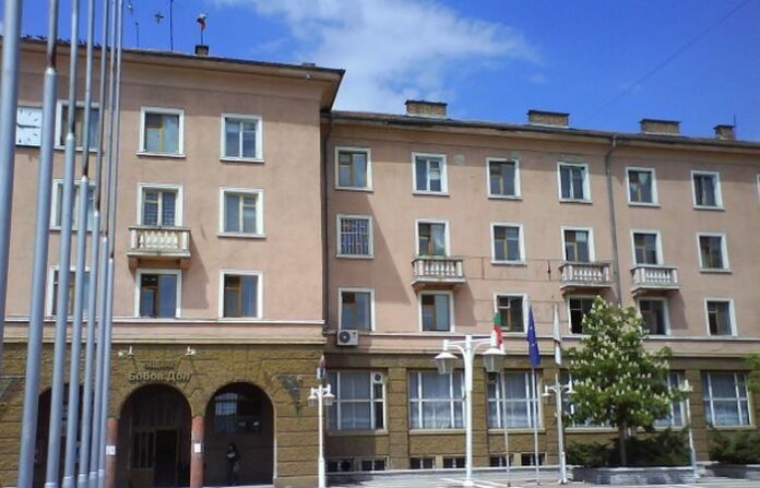 Рехабилитират изцяло улици в Община Бобов дол