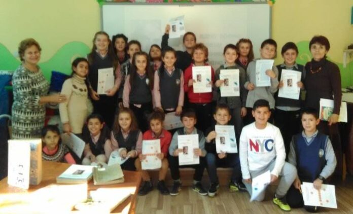 Възпитаници на НУ "Св. Климент Охридски" се впуснаха в забавна творческа работилница