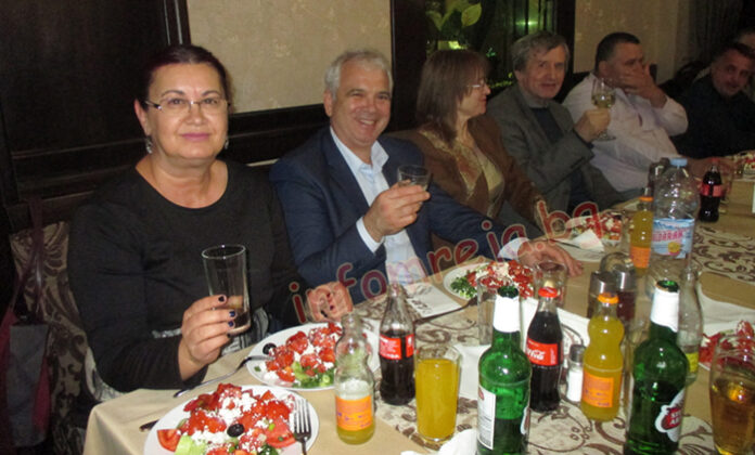 Дружба “Родина“ дари пълен комплект от всичките си издания на библиотеката в Гоце Делчев
