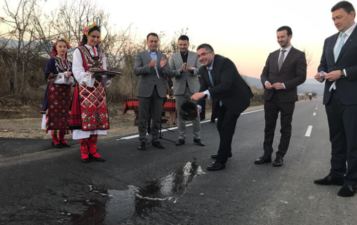 Откриха ремонтирания път Старчево – Кърналово - Първомай, зелена светлина за ГКПП-Клепало и Коридор № 8