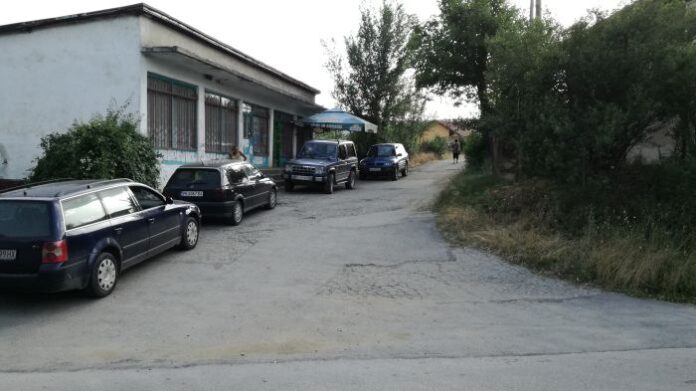 Пътят до жп гара Дяково е разширен и ремонтиран