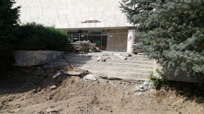 Затвориха кюстендилската галерия заради ремонтни дейности