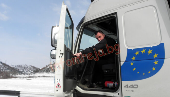 Падна ограничението за камиони над 12 тона на Предел
