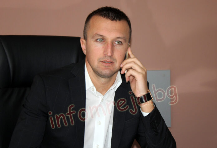 Поредна добра новина за Белица! Нови пари за ремонт на пътища осигури кметът Радослав Ревански