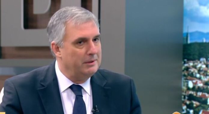Ивайло Калфин: 300 000 души в България не работят и нямат намерение да го правят