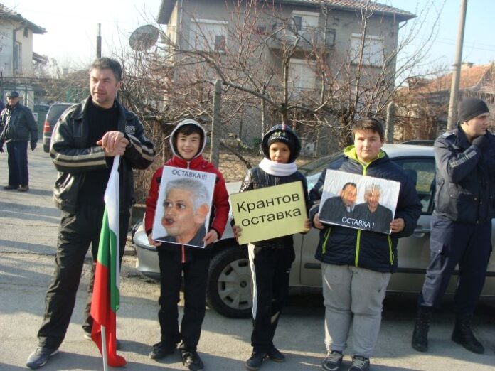 Джерман подновява протестите срещу проекта за депо край АМ "Струма"