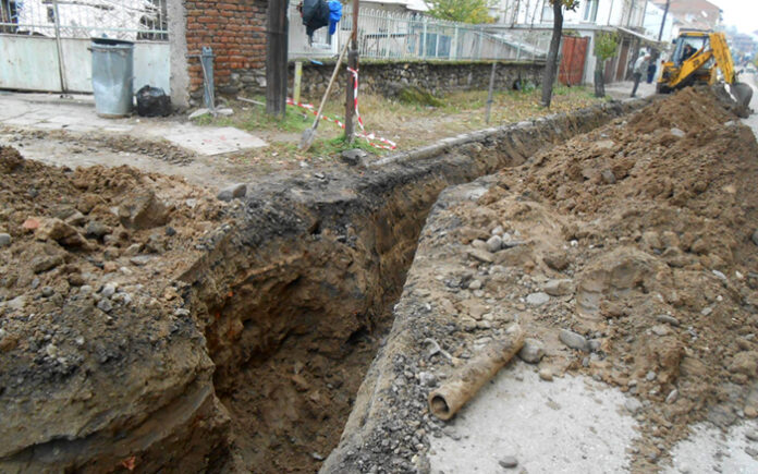 Спират водата на улица "Дебър" в Гоце Делчев заради ремонт