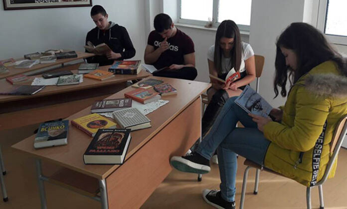 ПМГ в Гоце Делчев отбеляза Деня на книгата