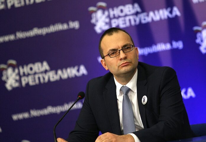 Мартин Димитров: Правителството работи за нов голям шлем - АЕЦ „Белене“ и „Южен поток“