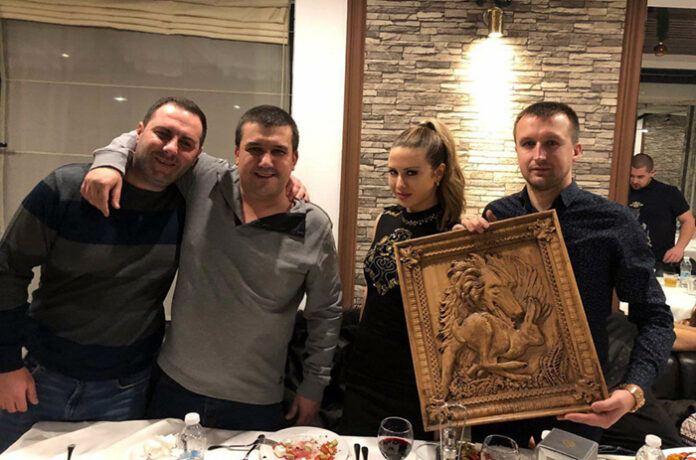 Над 1000 поздрава, честитки, цветя и много подаръци получи кметът на Белица, Радослав Ревански, за рождения си ден
