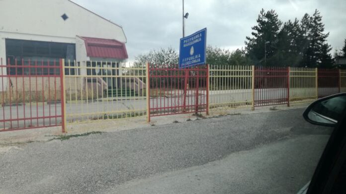 Голям наплив от пътуващи в двете посоки през ГКПП-Гюешево по празниците