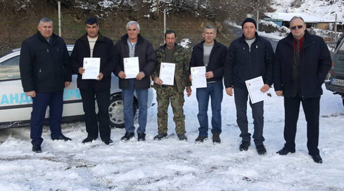 Поздравителни адреси за петимата мъже от Луково, участвали в разкриването на убийството от Нови Искър