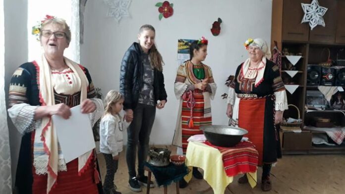 Отбелязаха Бабинден в Багренци