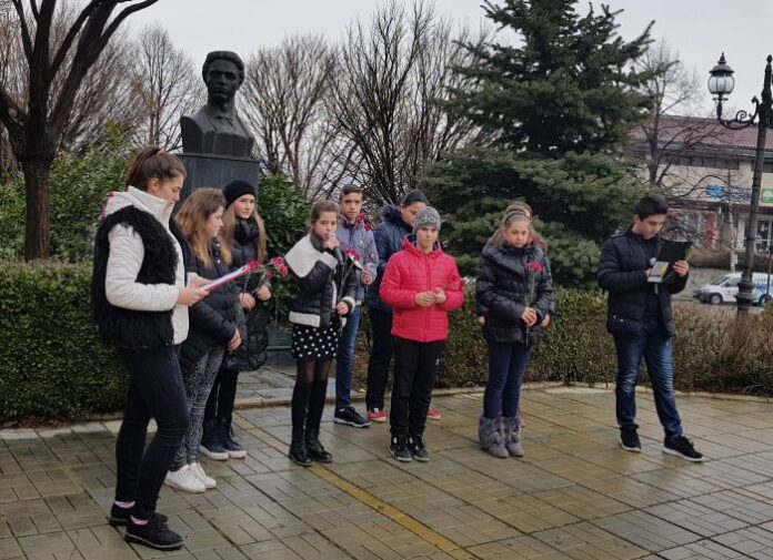 Сапарева баня отбеляза 145-ата годишнина от гибелта на Левски