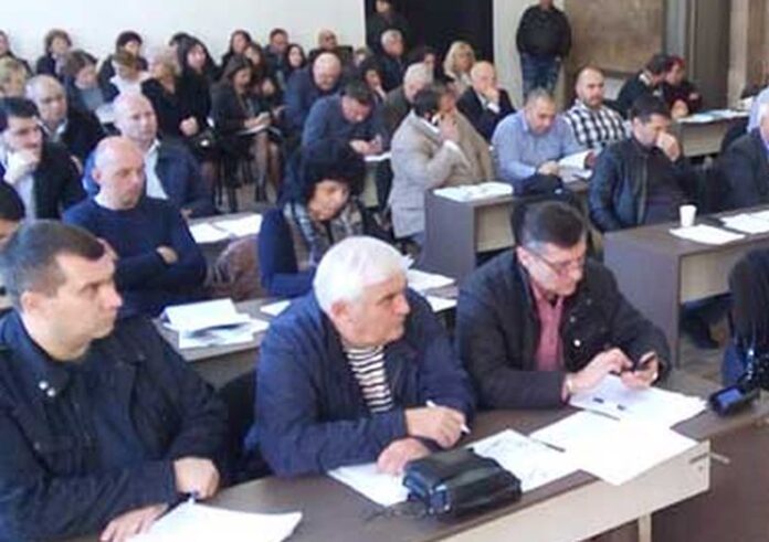 Eлектронно гласуване въвежда Общински съвет - Дупница