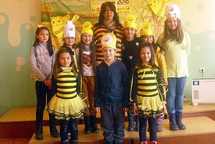 Трето основно училище - Гоце Делчев,участва в състезанието "Spelling Bee 2018"