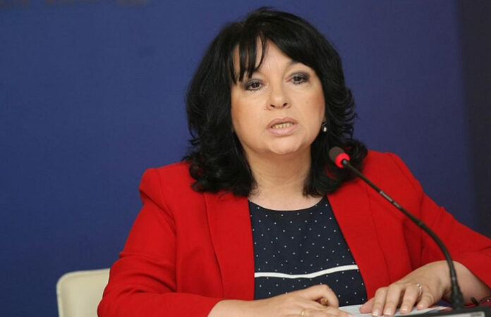 Теменужка Петкова хвърли оставка заради сделката за ЧЕЗ