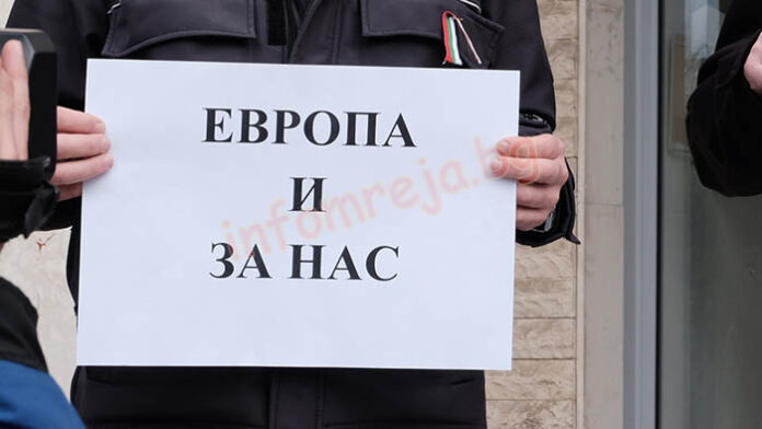 Отпускат 15 млн. лв. за увеличение на заплатите на служителите на затворите