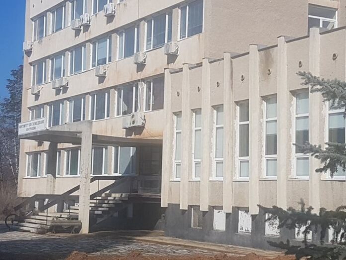 Институтът по земеделие - Кюстендил домакинства на семинар по растителна защита на овощните видове