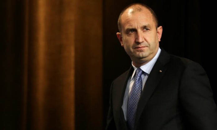 Президентът сезира КС за Закона за частната охранителна дейност