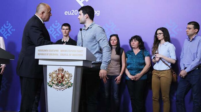 Борисов и Цацаров: Правата на българските граждани, за които се иска екстрадиция, ще бъдат защитени