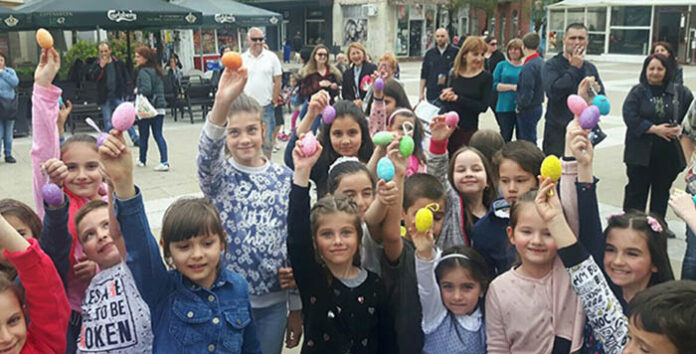 Децата на Благоевград тръгват „На лов за великденски яйца”